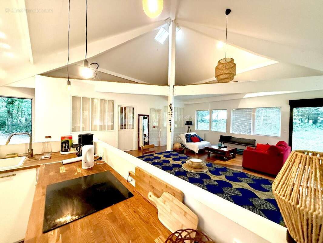 Maison à NOISY-SUR-ECOLE