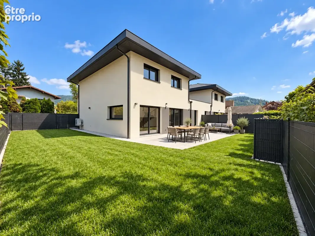 Photo Maison à Cluses au prix de 460 000€