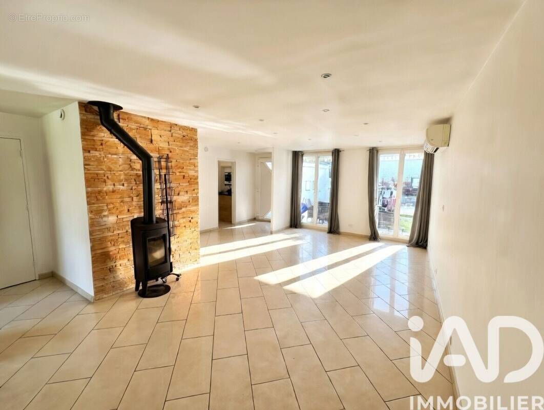 Photo 1 - Maison à POMPONNE