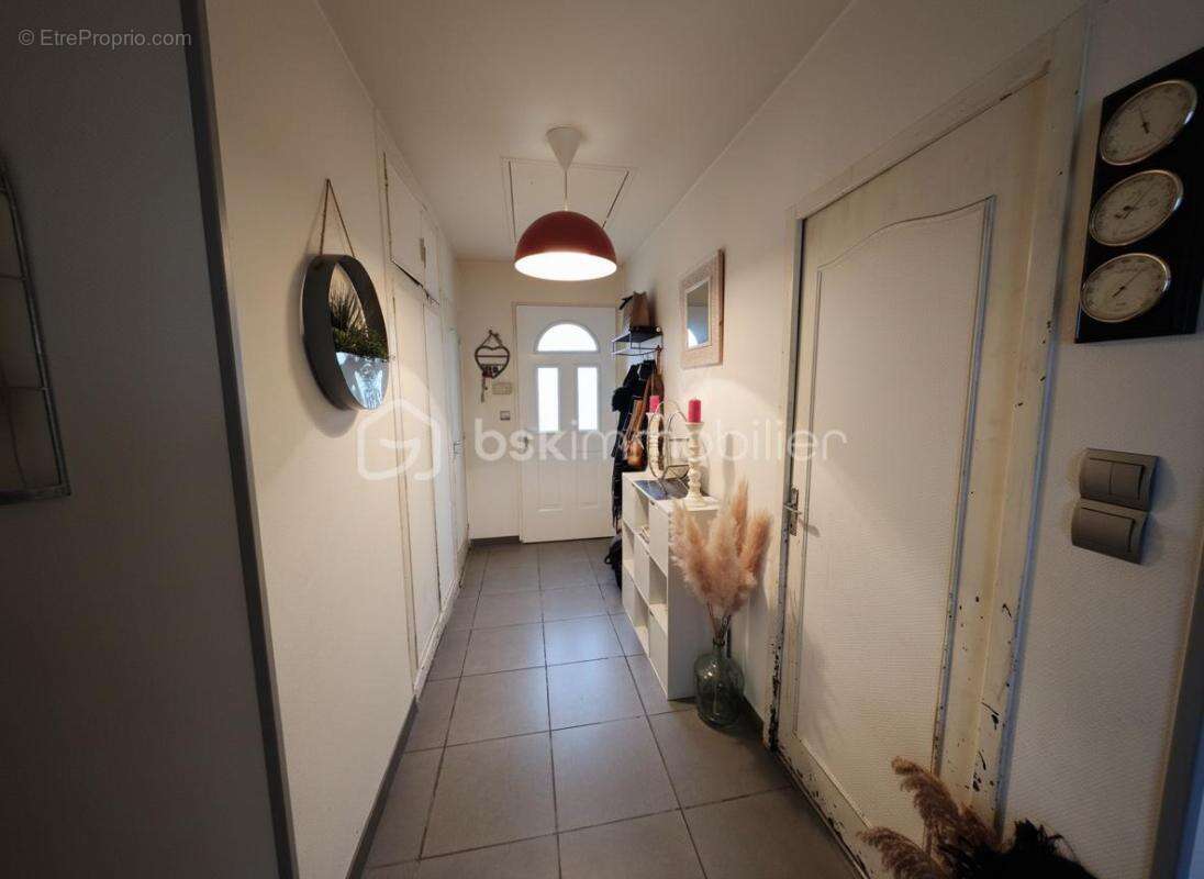 Maison 3 chambres – Terrain 1 455 m² - photo 2