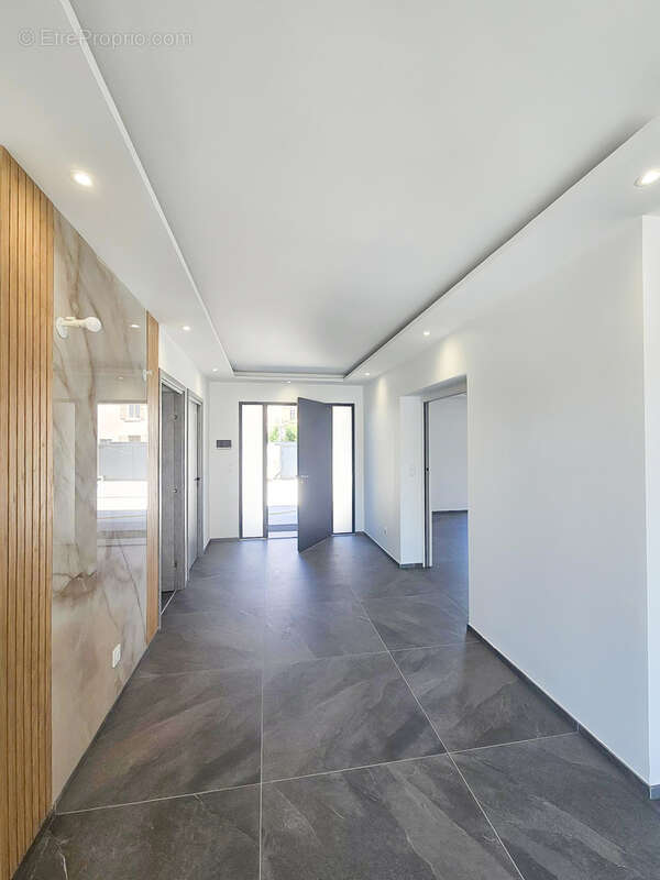 Maison à SAINT-RAMBERT-D'ALBON