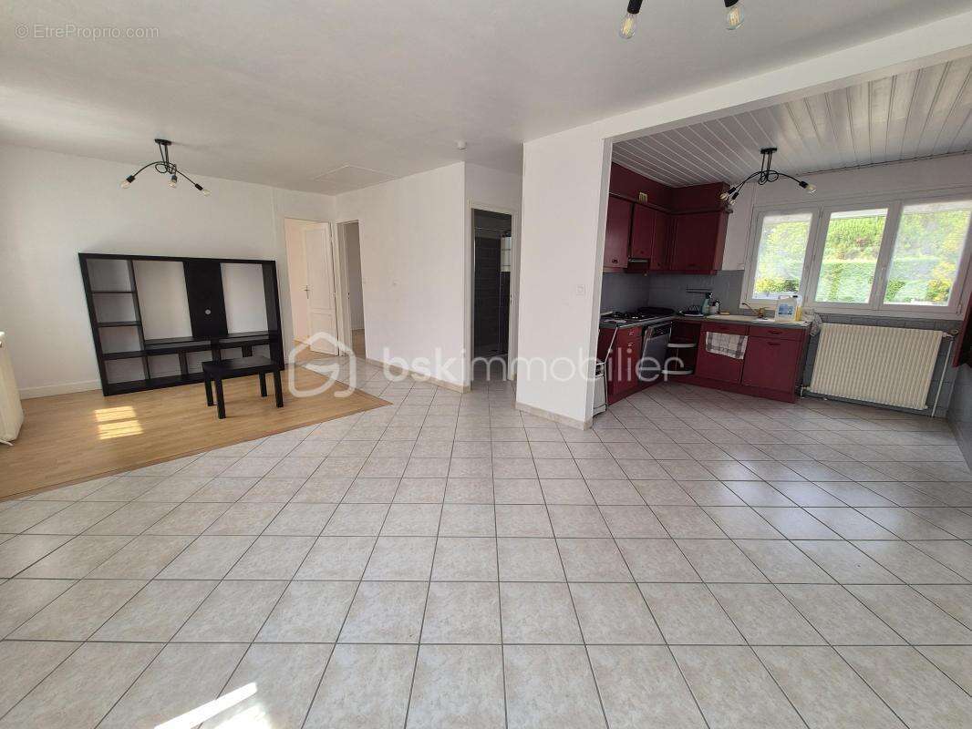 Maison 65 m2 avec terrain et piscine Gien - photo 6