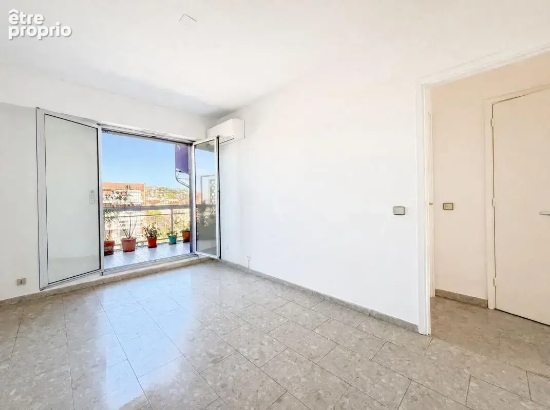 Appartement traversant 5 pièces, vue à 360° imprenable - Nice, Quartier Riquier - photo 7