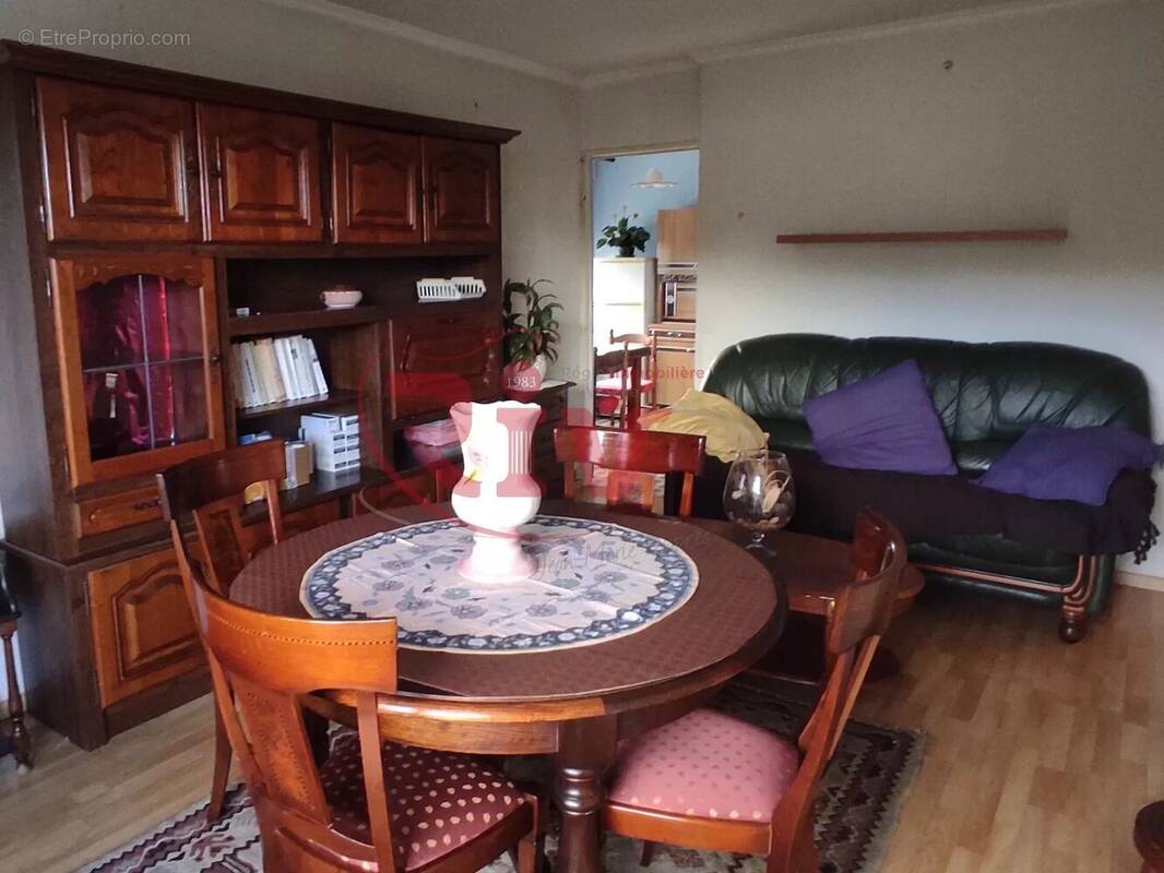 Appartement à LE PEAGE-DE-ROUSSILLON