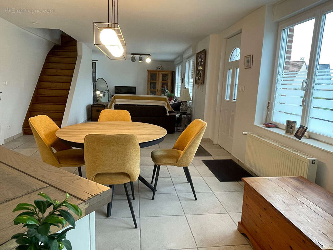 Maison à NORRENT-FONTES