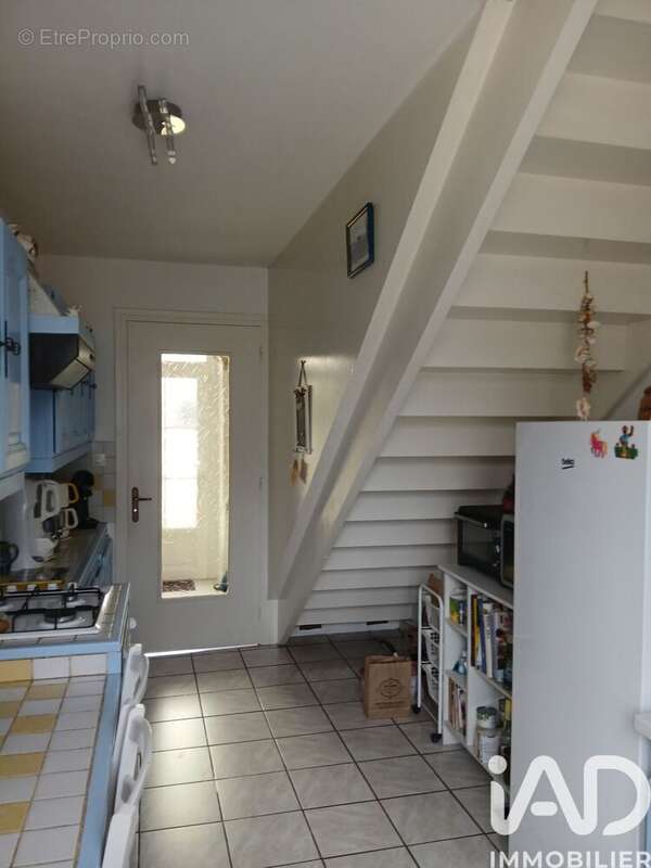 Maison 88 m² à Etroussat  - photo 6