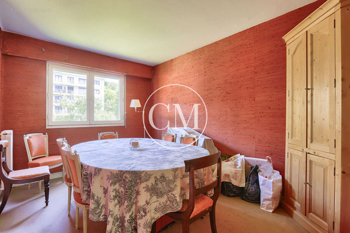 Appartement à VERSAILLES