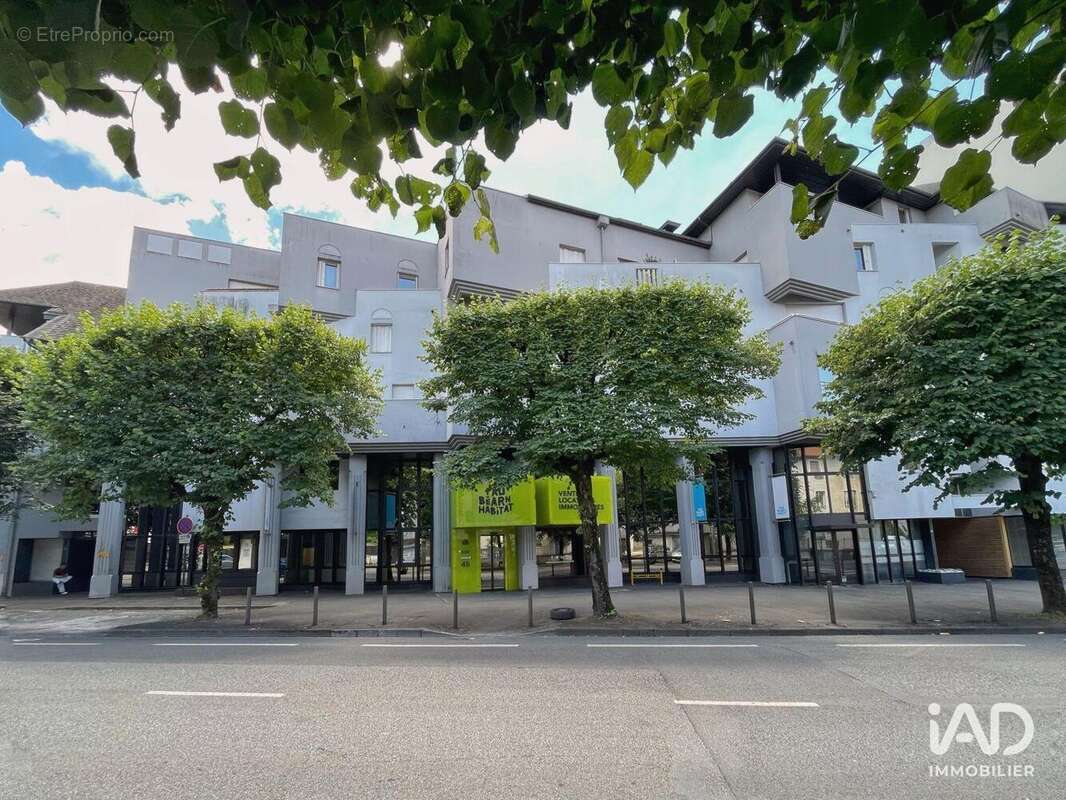 Commerce 1425 m² à Pau  - photo 2