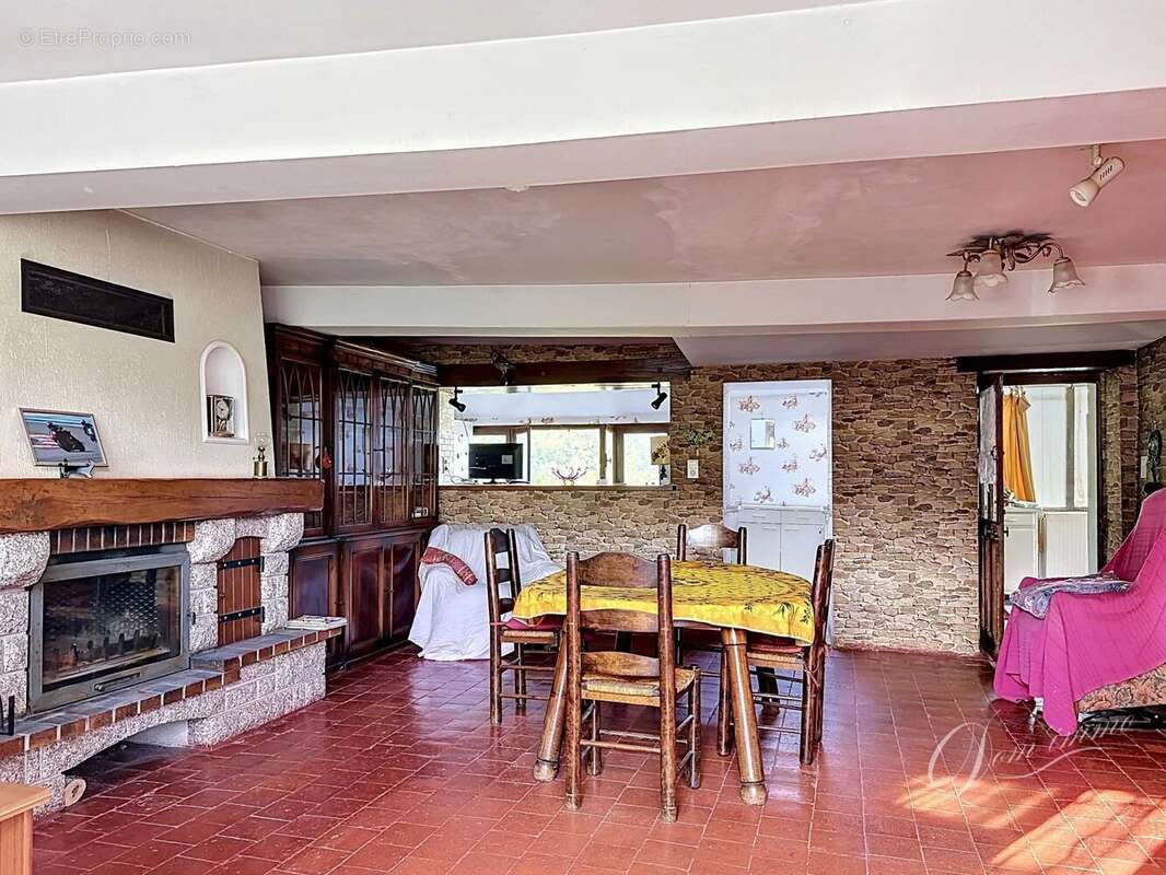 Maison à SAULIEU