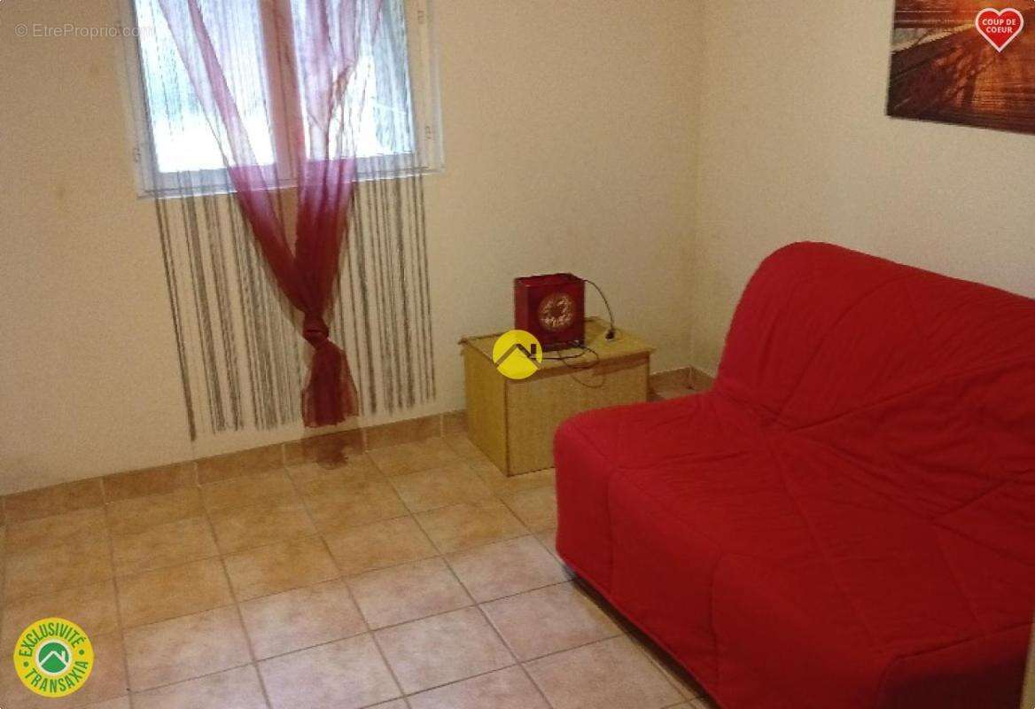 Maison à LA GUERCHE-SUR-L'AUBOIS