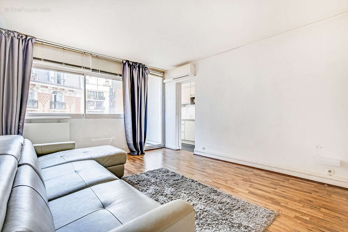 Appartement Paris 1 pièce 27 m2 - photo 4
