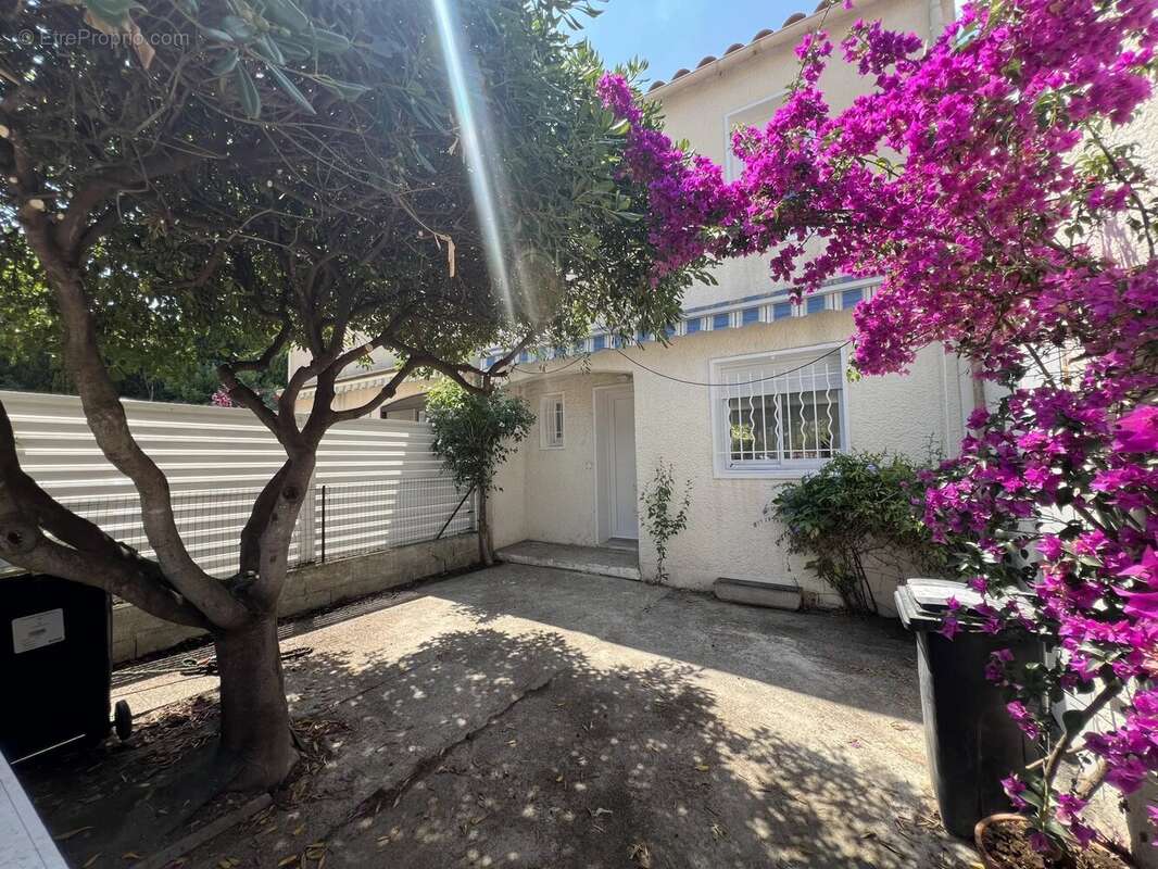 Maison à NIMES