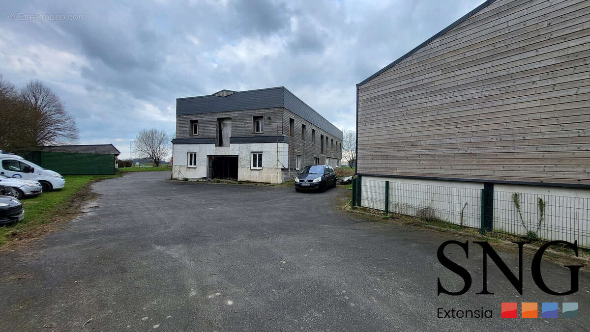 Commerce à TOURVILLE-SUR-ARQUES