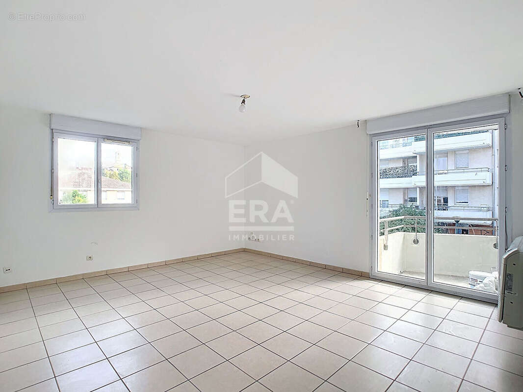 Appartement à MARSEILLE-14E