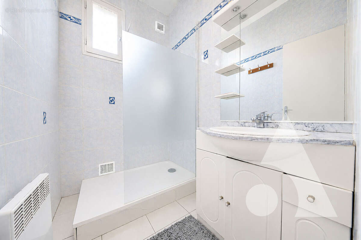 Appartement à CORBEIL-ESSONNES