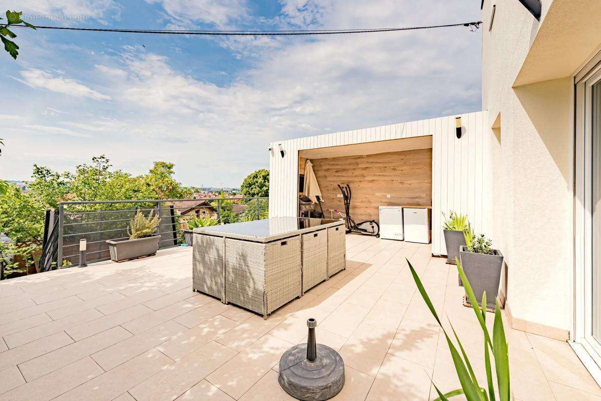 Maison à VILLENEUVE-SAINT-GEORGES