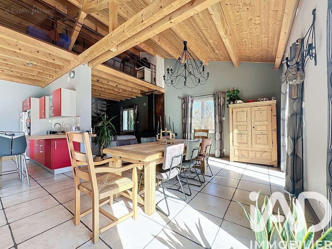 Photo 9 - Maison à CUSSAC-SUR-LOIRE