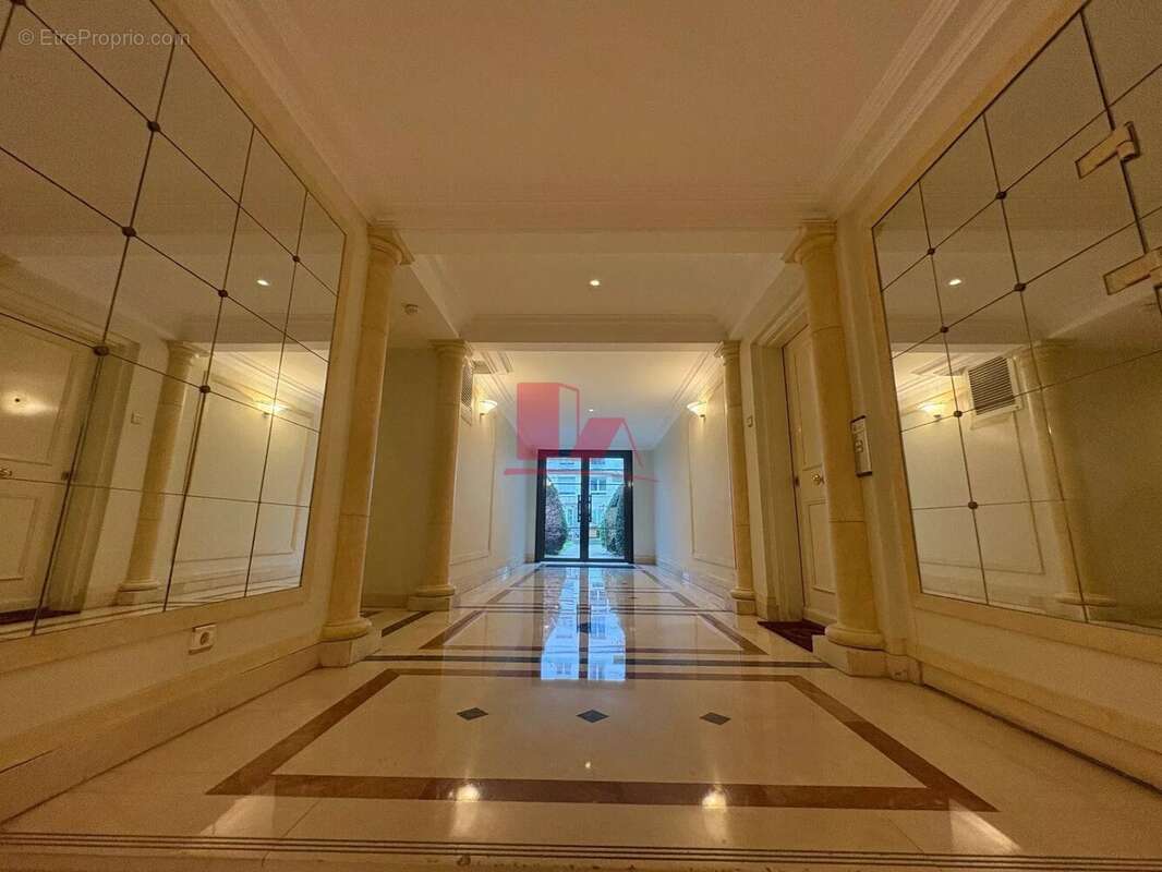 Appartement à ISSY-LES-MOULINEAUX