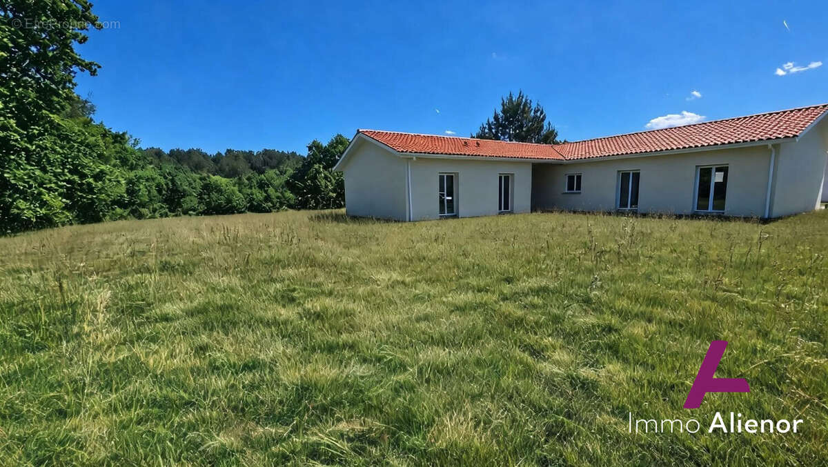 Maison à AUREILHAN