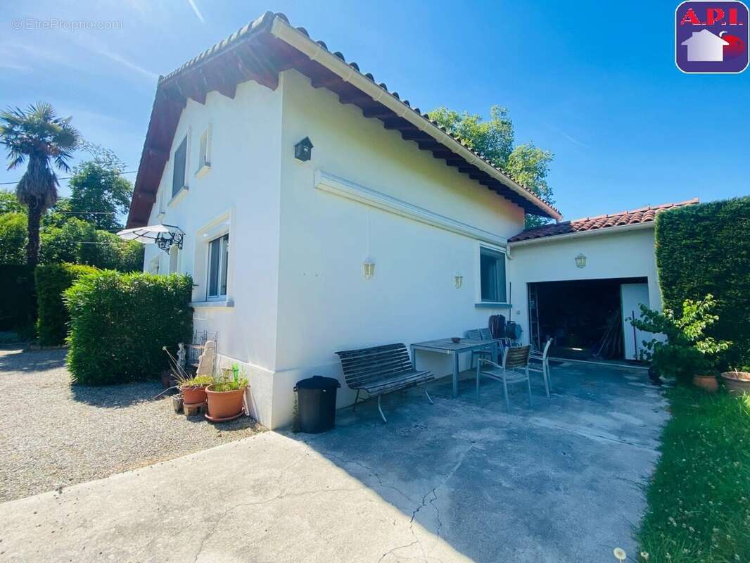 Maison 110 m² à Artigat  - photo 10