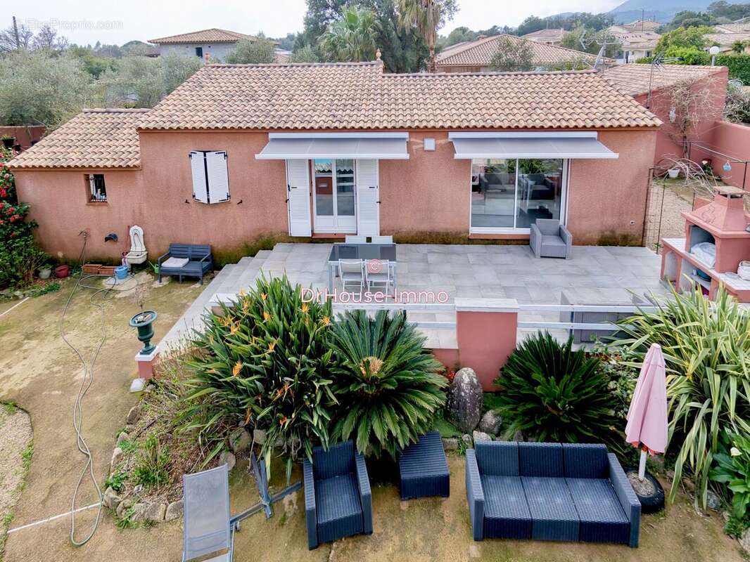 Maison à PORTO-VECCHIO