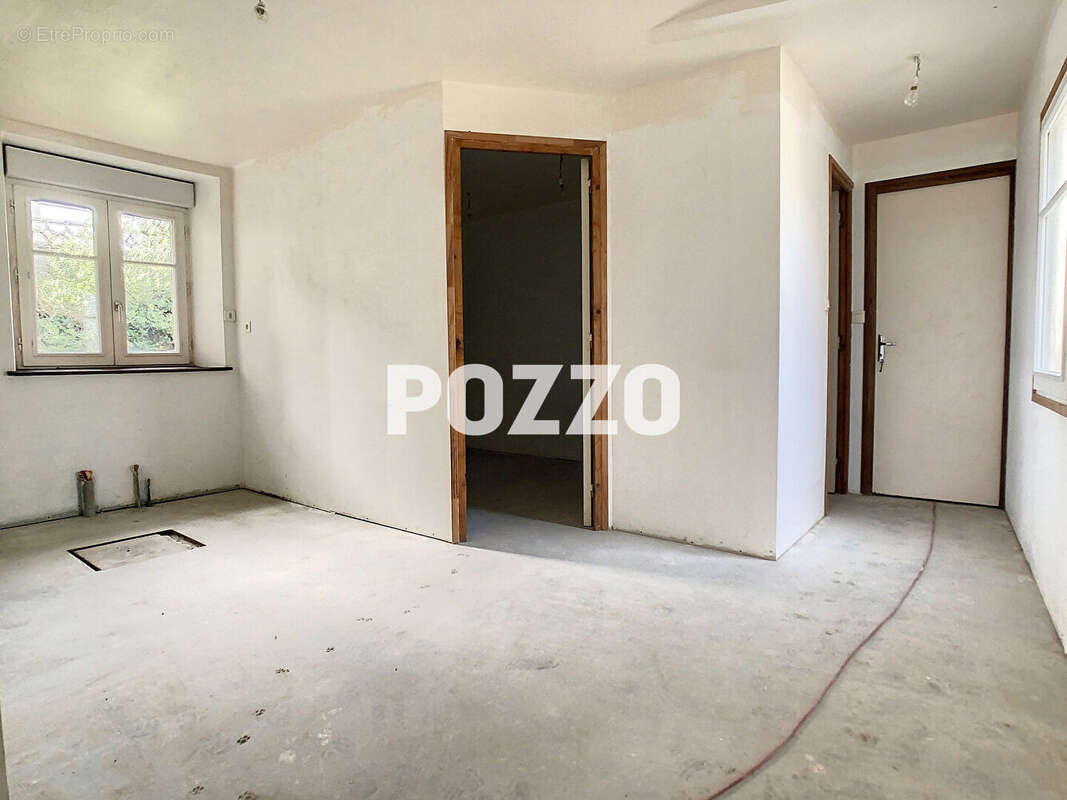 Maison à SAINT-SAMSON-DE-BONFOSSE