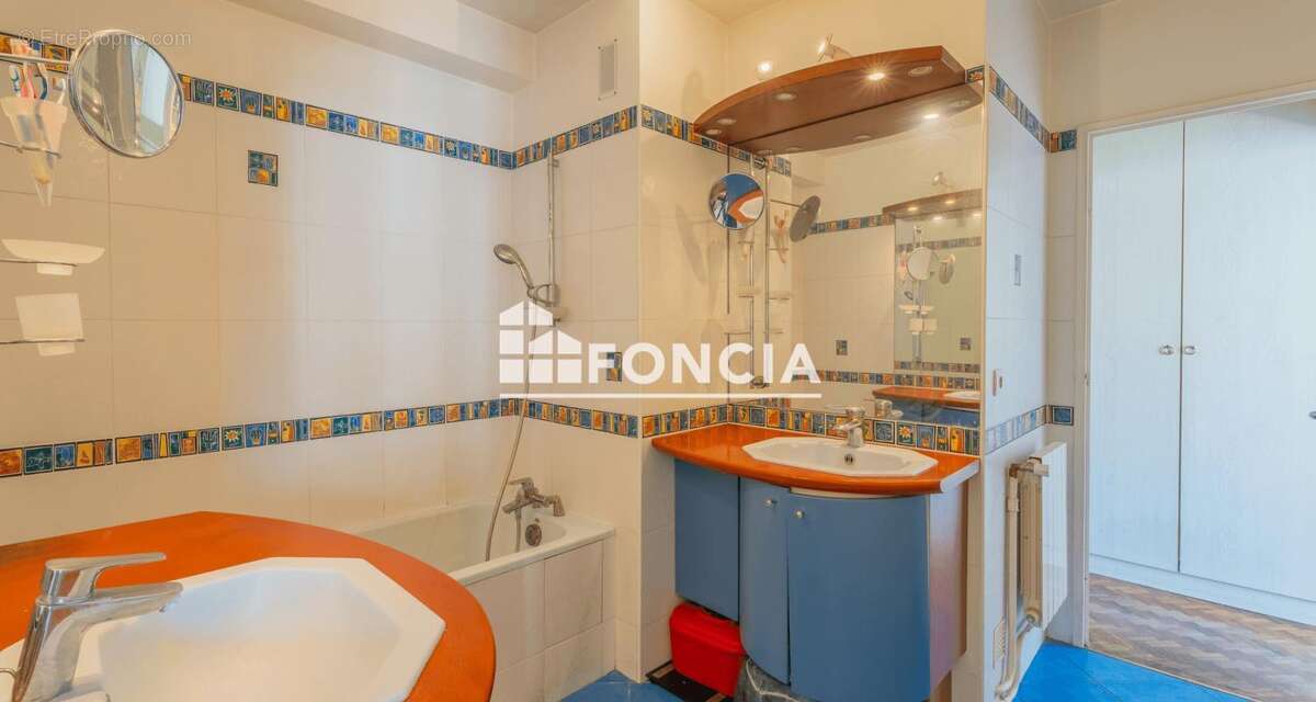 Appartement à VERSAILLES