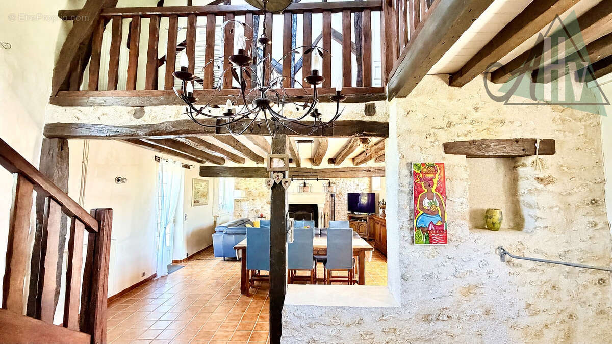 Maison à AUGERS-EN-BRIE