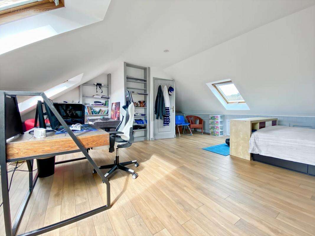 Maison à NOISY-LE-ROI