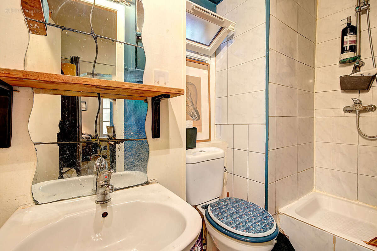 Appartement à PARIS-18E