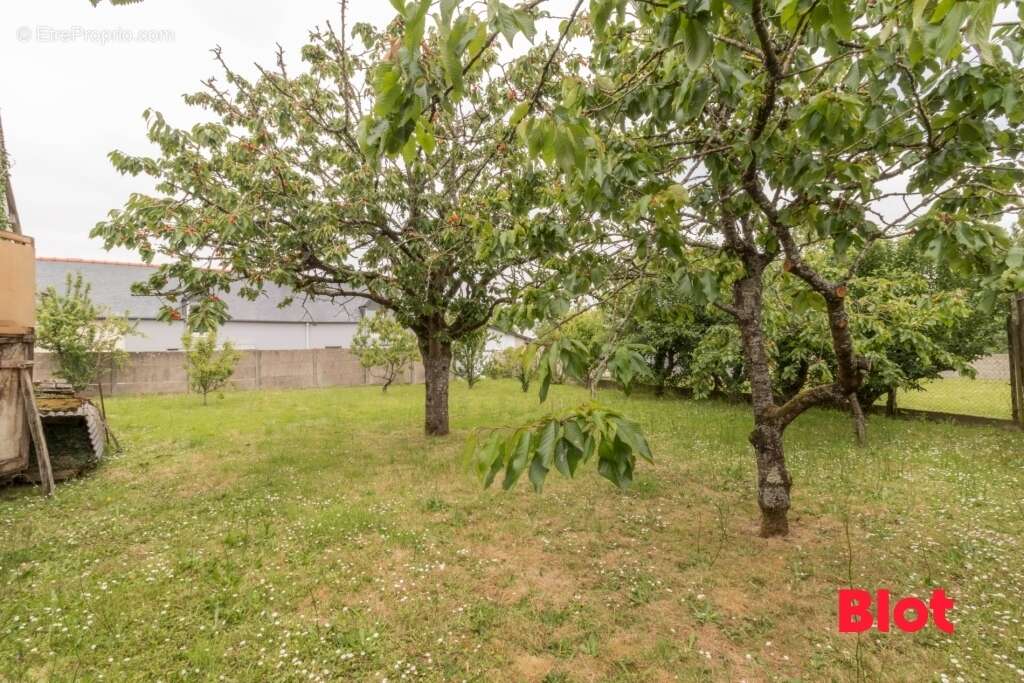 Maison à SENS-DE-BRETAGNE