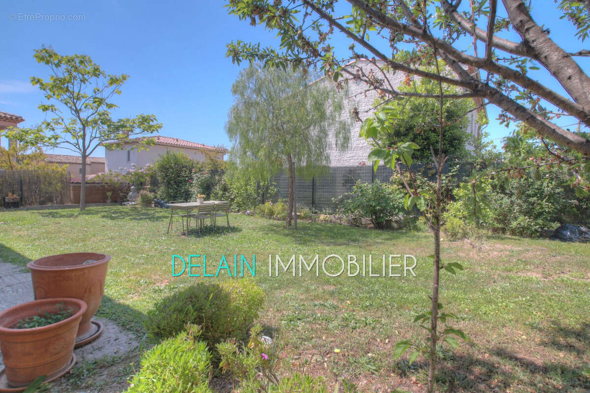 Maison à CAGNES-SUR-MER