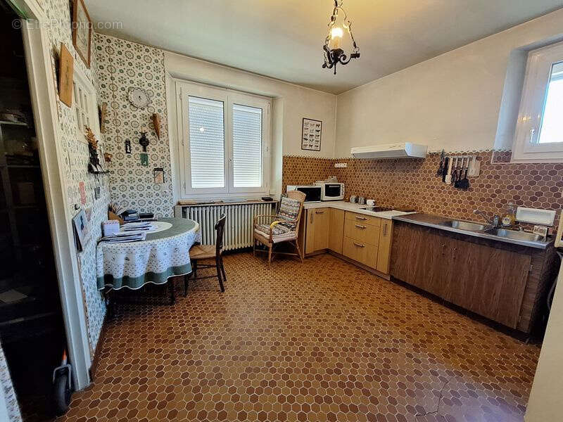 Maison à SAINT-CERE