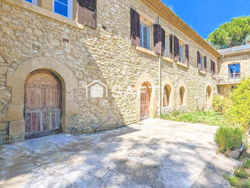 Photo 2 - Maison à VENEJAN