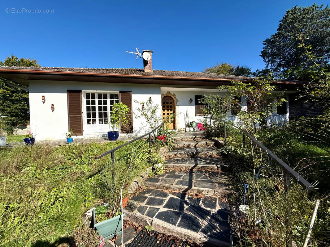 Maison à THISE