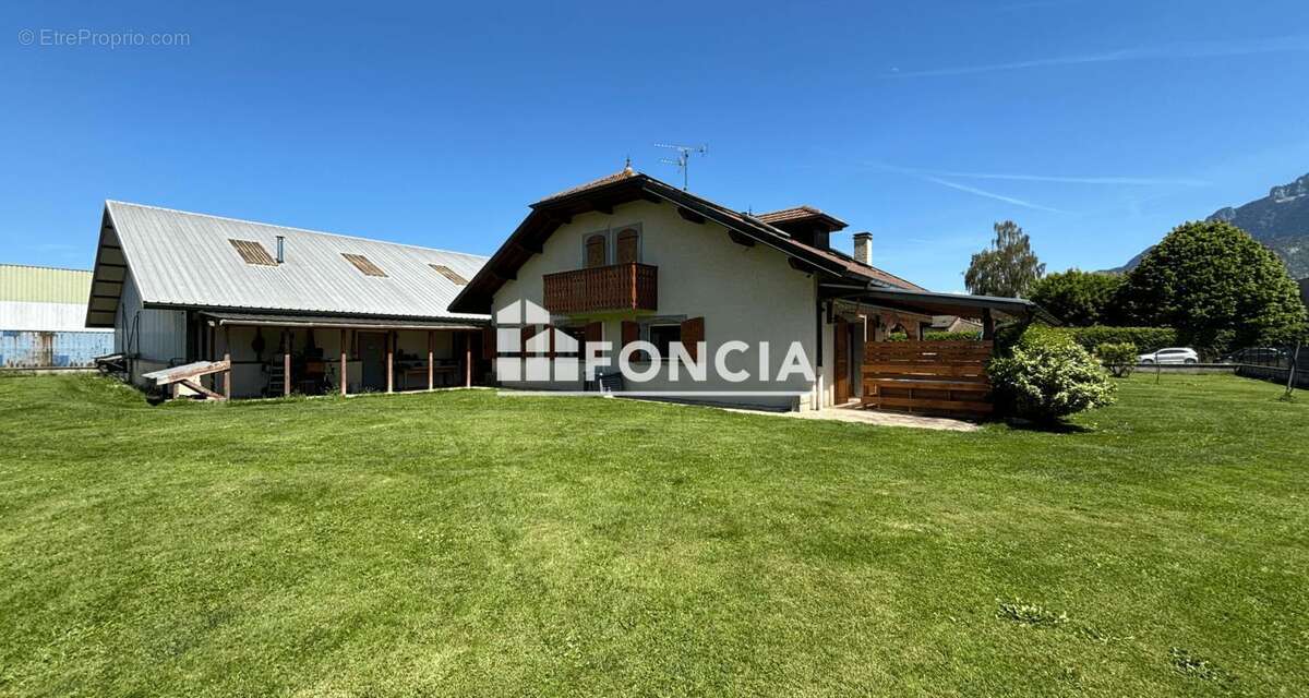 Maison à AMANCY