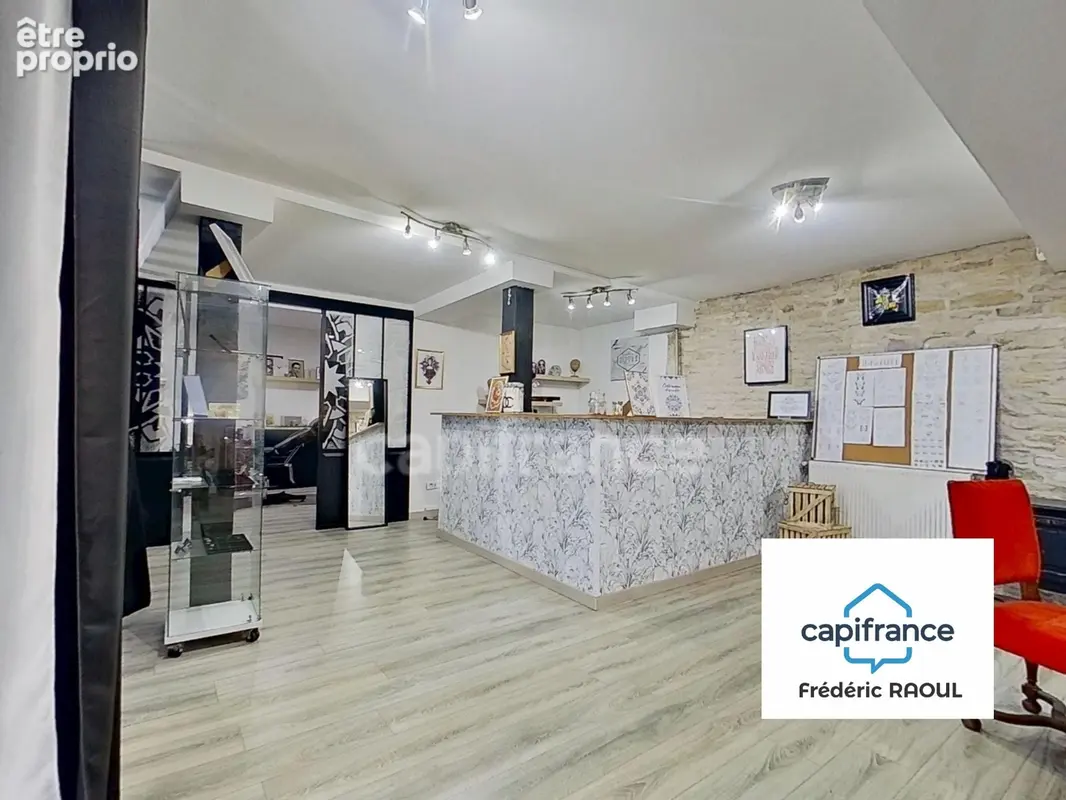 Emplacement centre-ville – local commercial 79 m² - photo 4