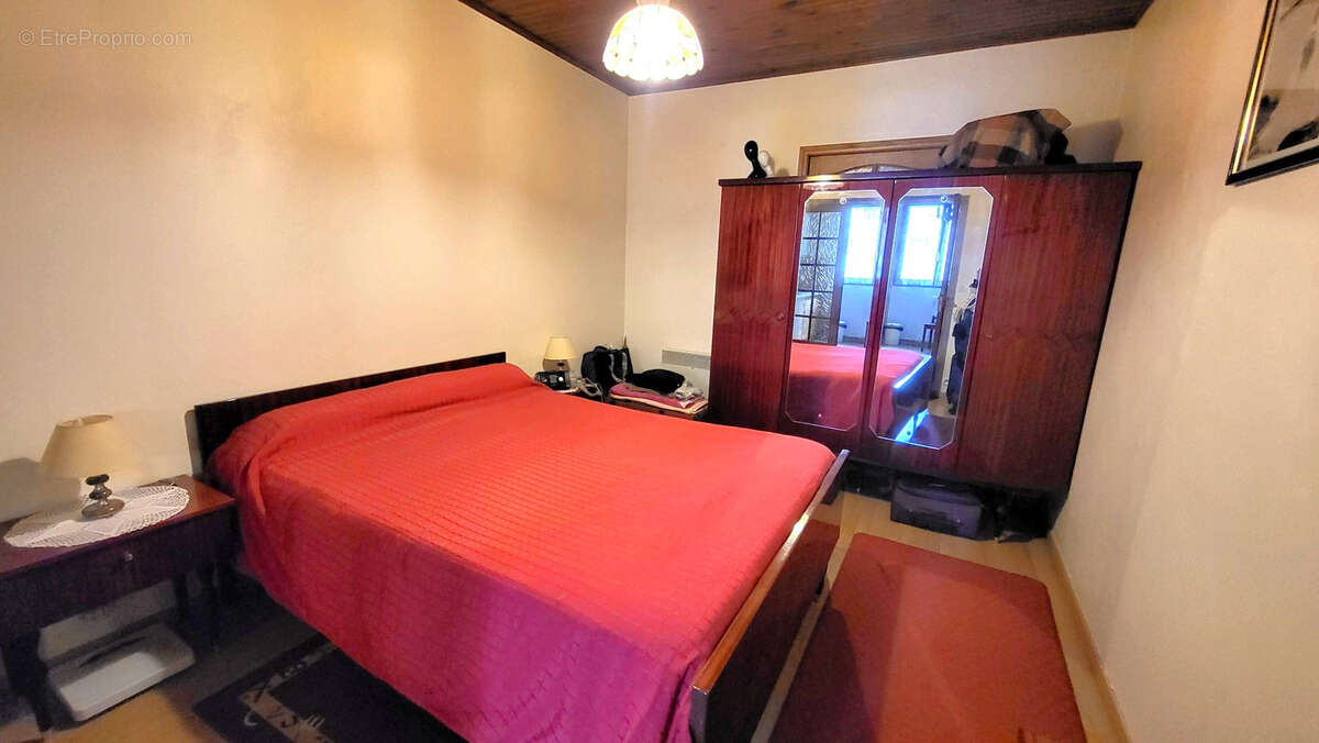 Maison à ROMENY-SUR-MARNE