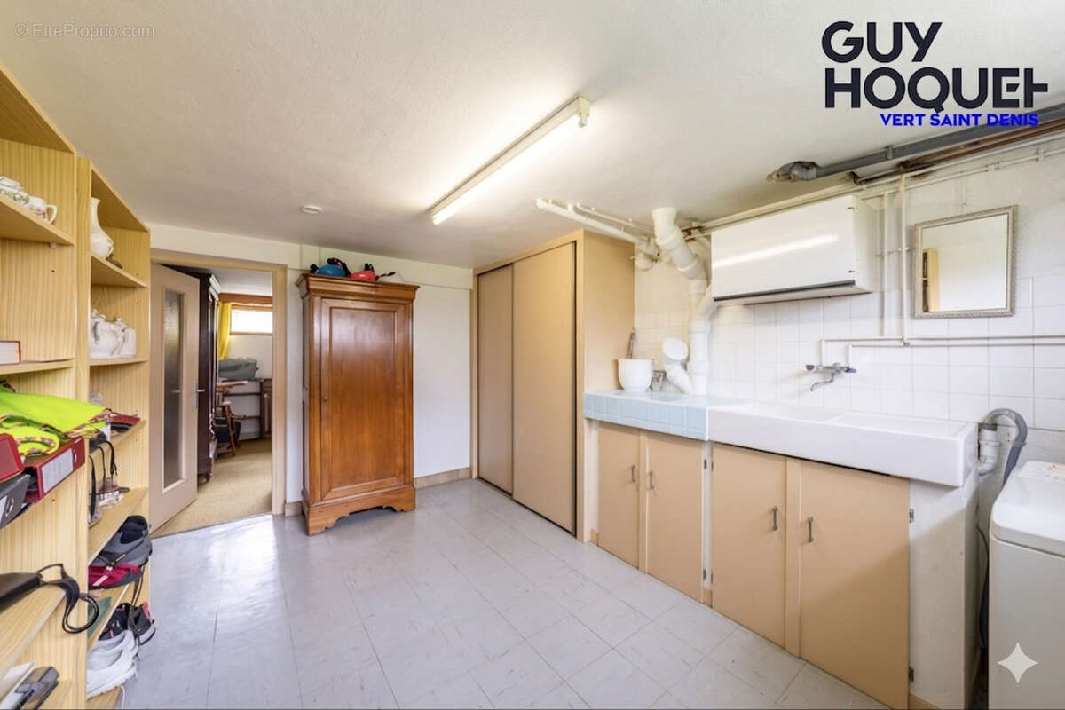 Maison à VERT-SAINT-DENIS