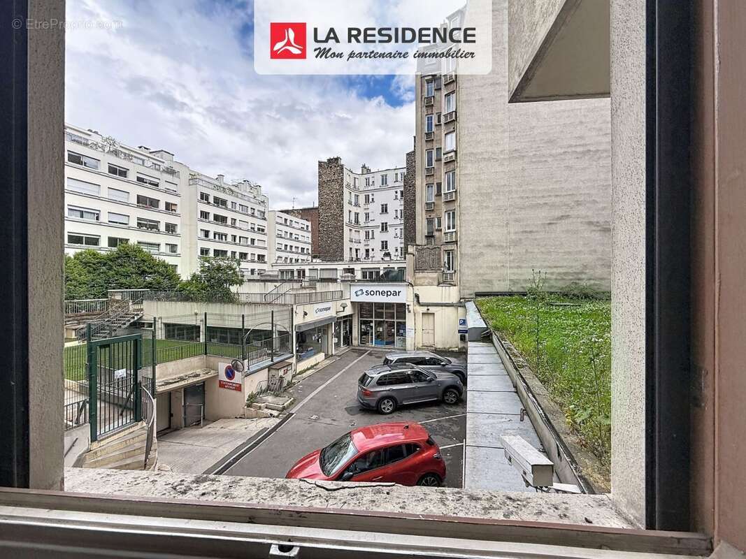 Appartement à PARIS-18E