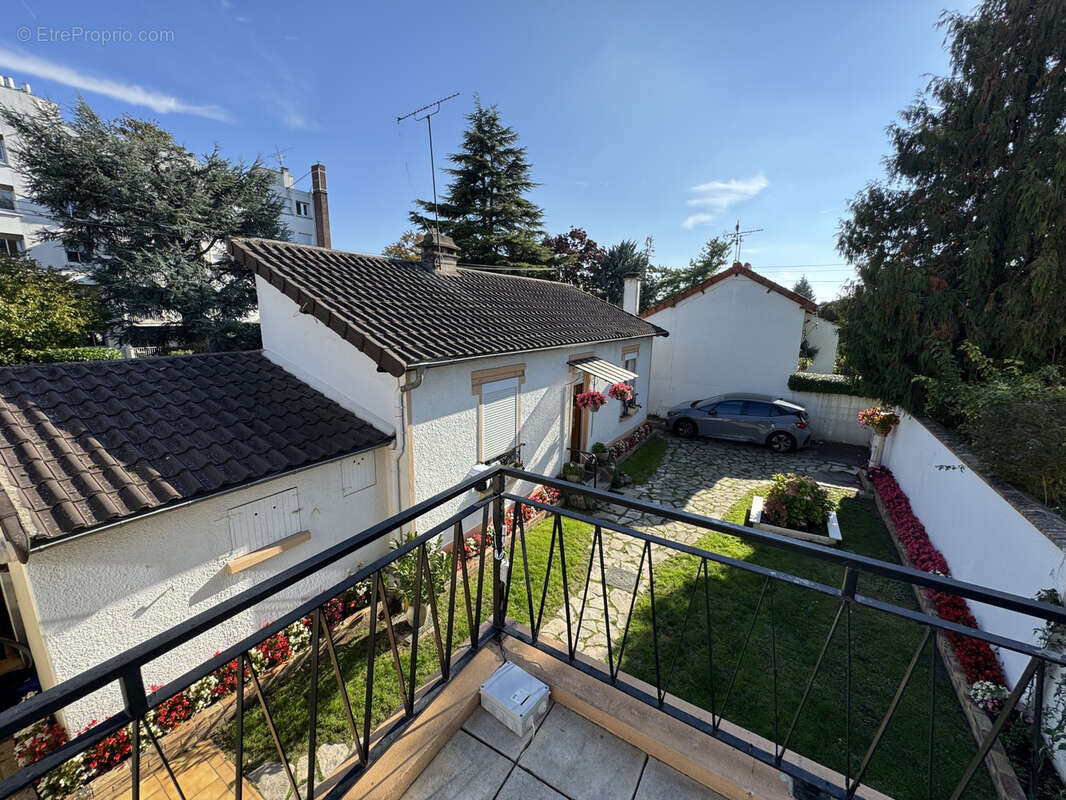 Maison à SAINT-MAUR-DES-FOSSES