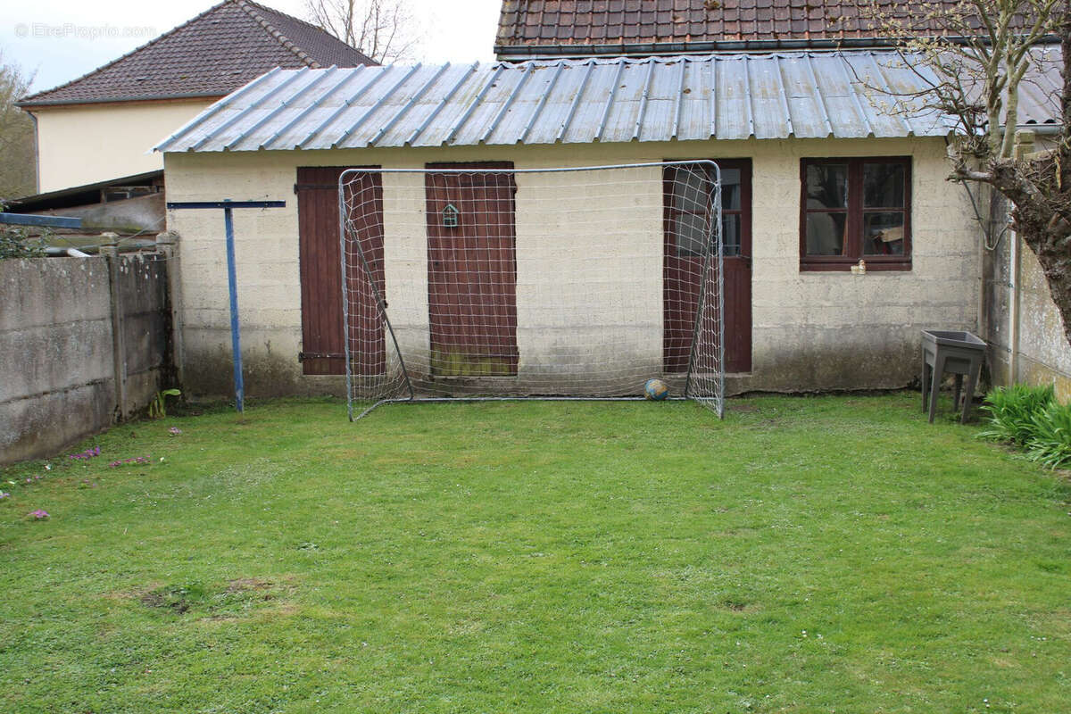 Photo 9 - Appartement à LONGPRE-LES-CORPS-SAINTS