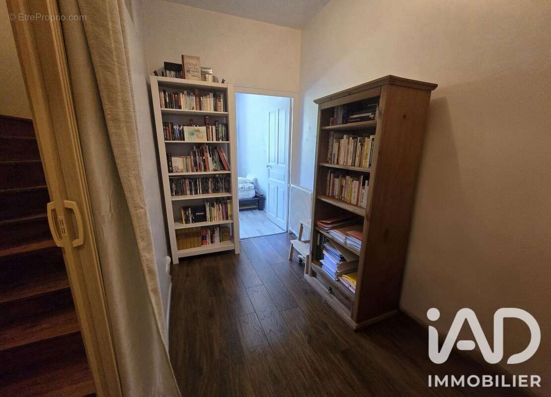 Maison 83 m² à Castres  - photo 8