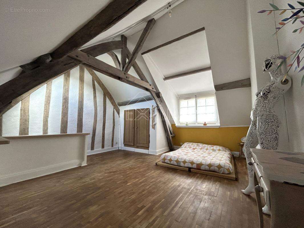 Maison à GOMMECOURT