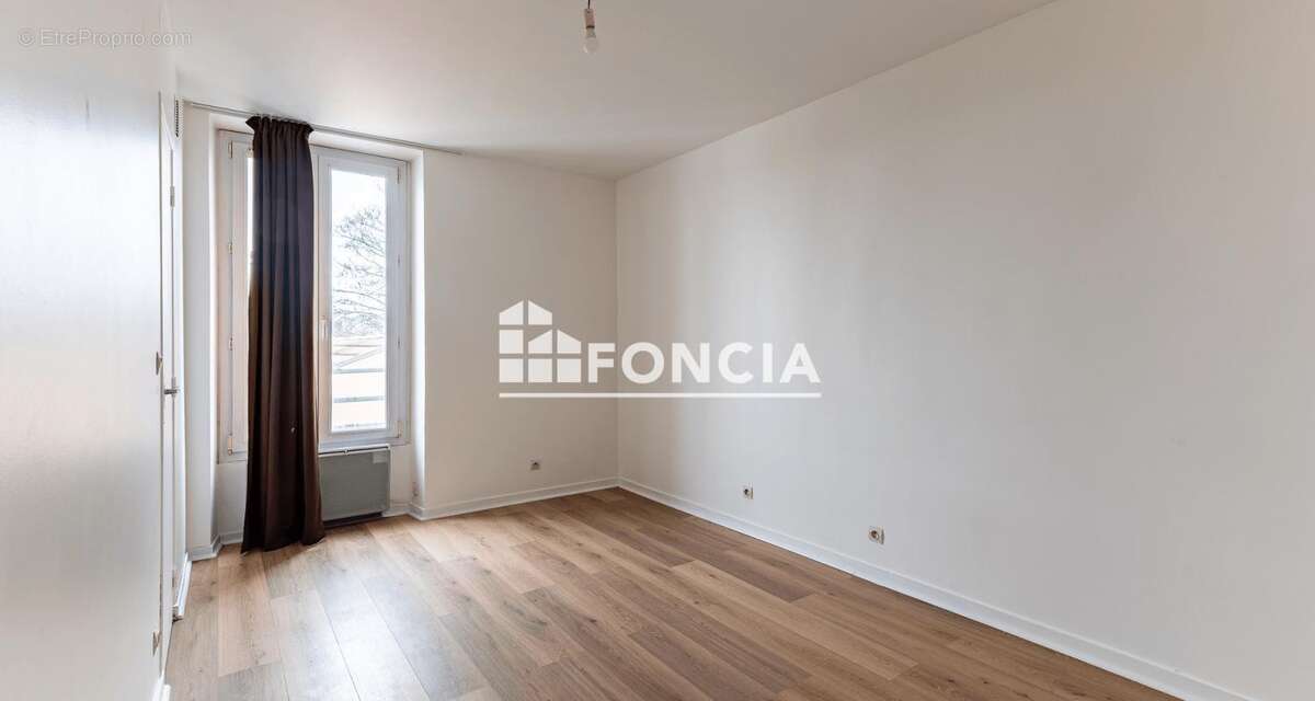 Appartement à ROSNY-SOUS-BOIS