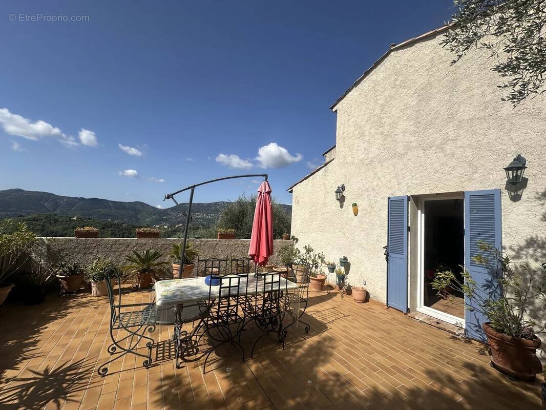 Maison à BERRE-LES-ALPES