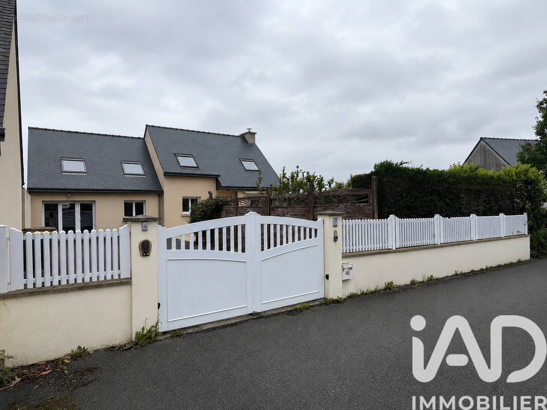 Photo 1 - Maison à LAMBALLE