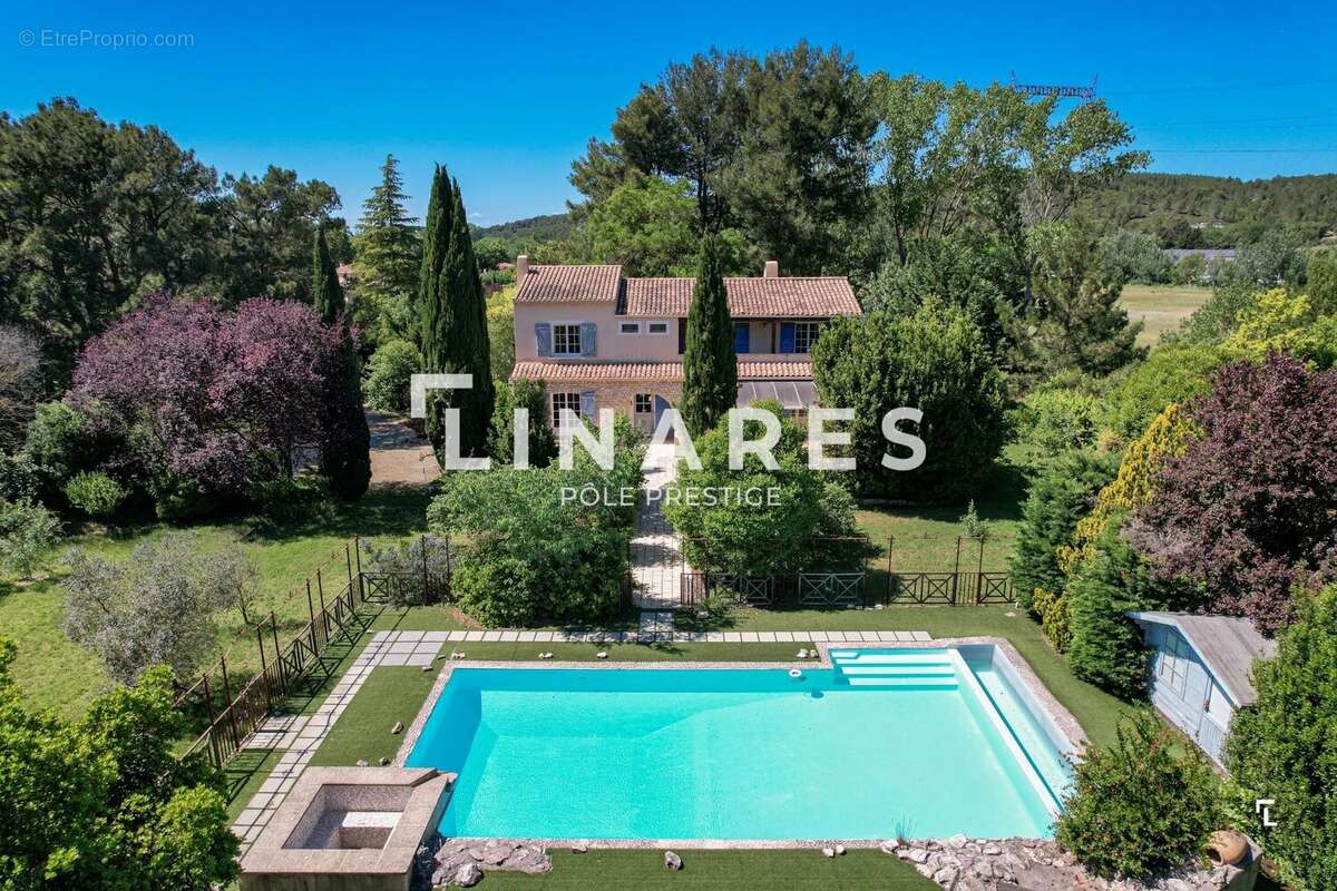 Maison à BOUC-BEL-AIR
