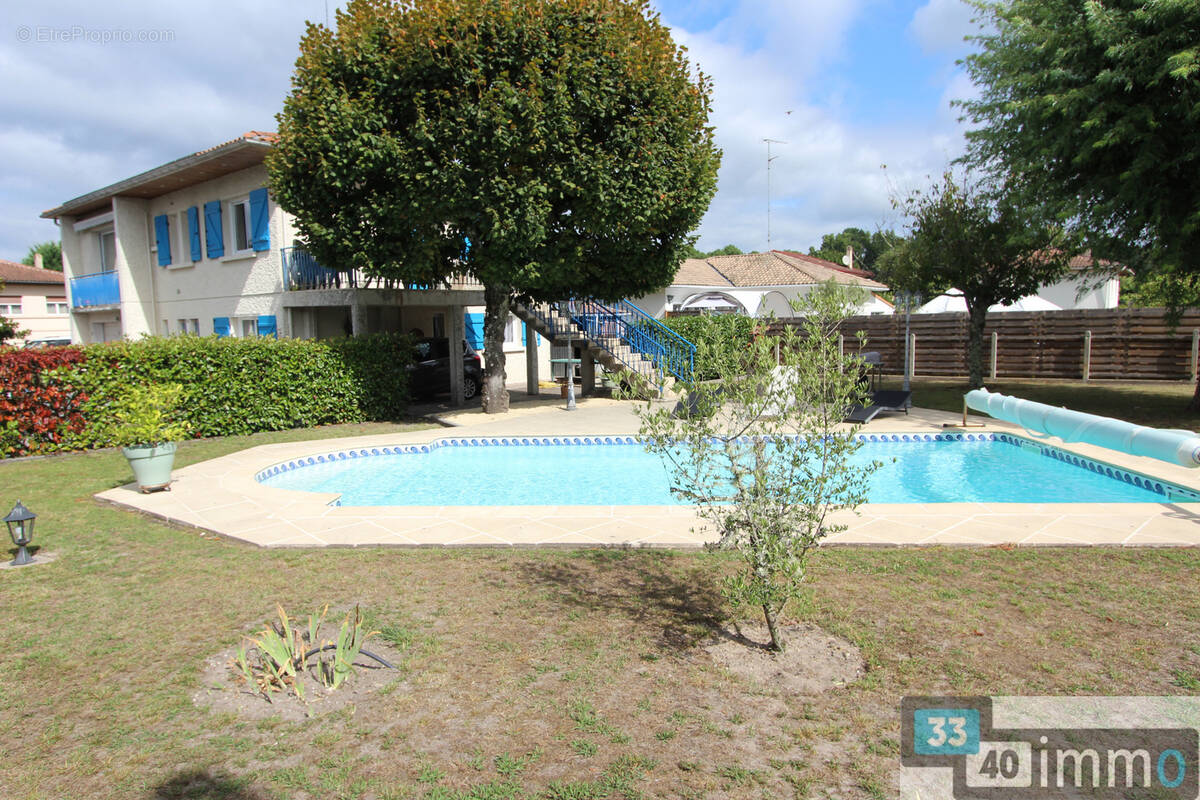 Maison à SALLES