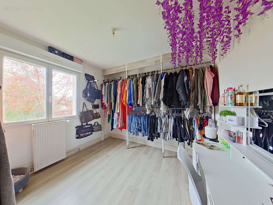 Maison à AVAILLES-LIMOUZINE